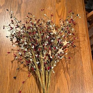 Patriotic pip berry spray with stars